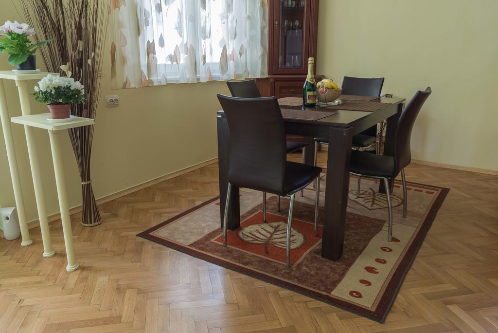 Sea Garden Plaza Apartment Burgas City Zimmer foto